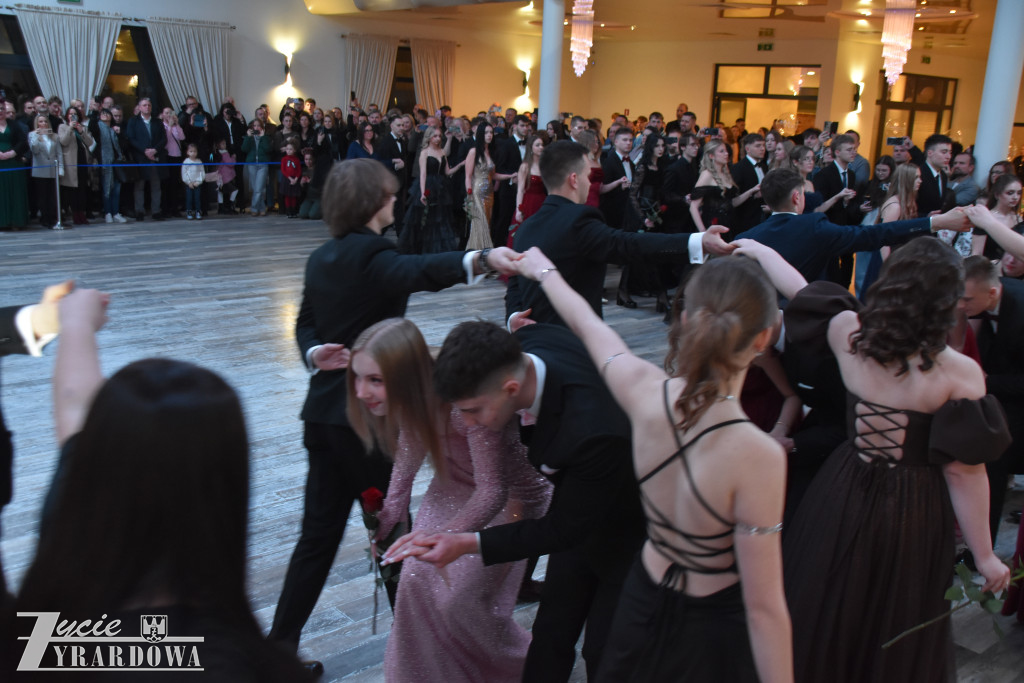 Bal studniówkowy „Elektryka” – matura już za symboliczne 100 dni