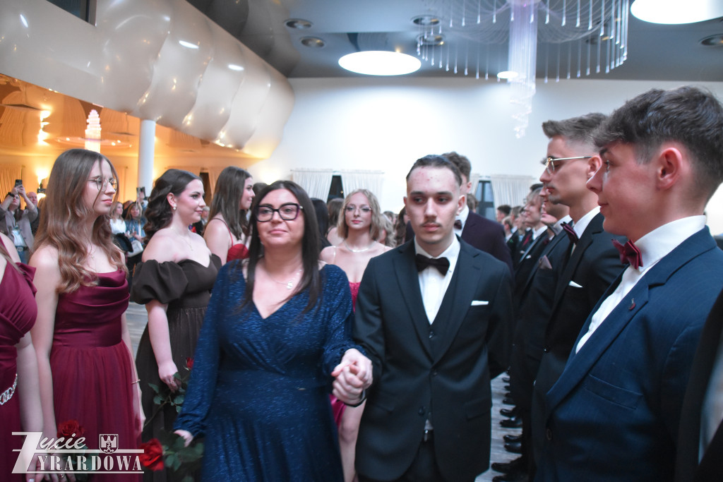 Bal studniówkowy „Elektryka” – matura już za symboliczne 100 dni