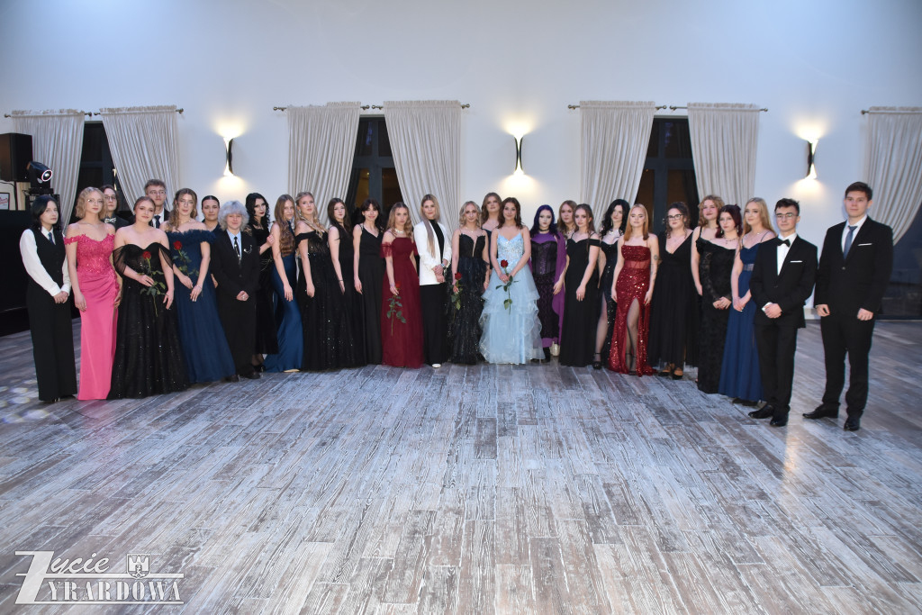 Bal studniówkowy „Elektryka” – matura już za symboliczne 100 dni