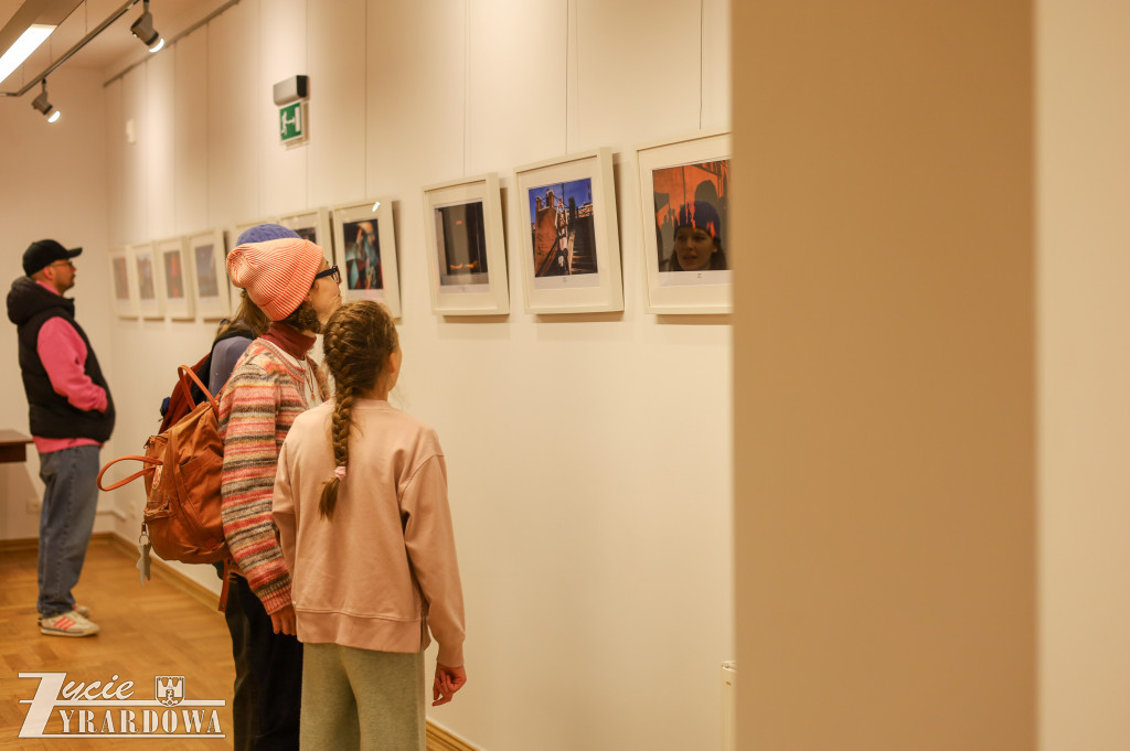 Wystawa Moment Street 2024 Photo Awards