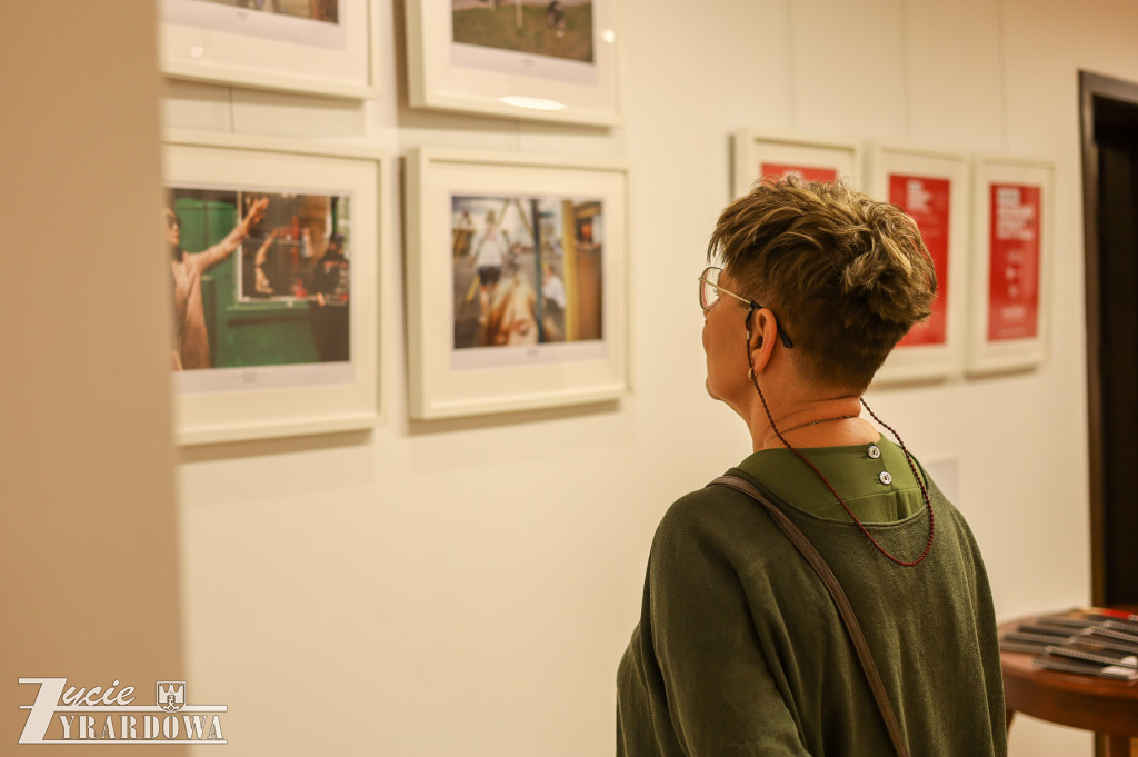 Wystawa Moment Street 2024 Photo Awards