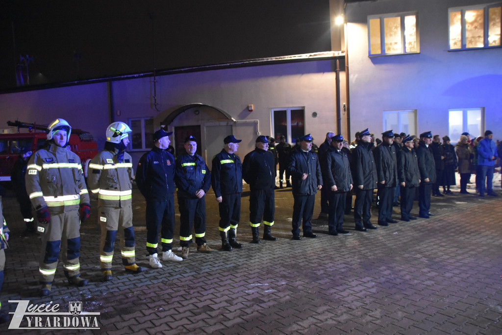 Radośnie witano nowe „dziecko” w strażackiej rodzinie