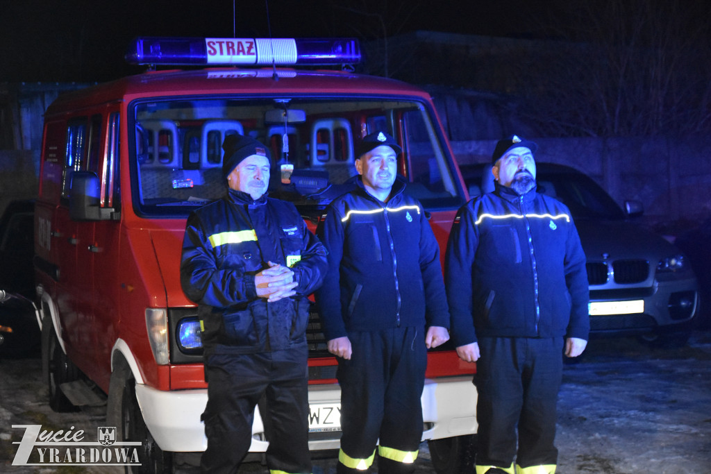 Radośnie witano nowe „dziecko” w strażackiej rodzinie