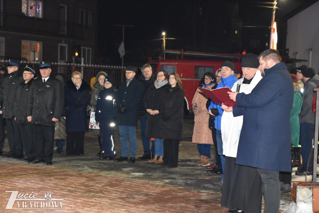 Radośnie witano nowe „dziecko” w strażackiej rodzinie