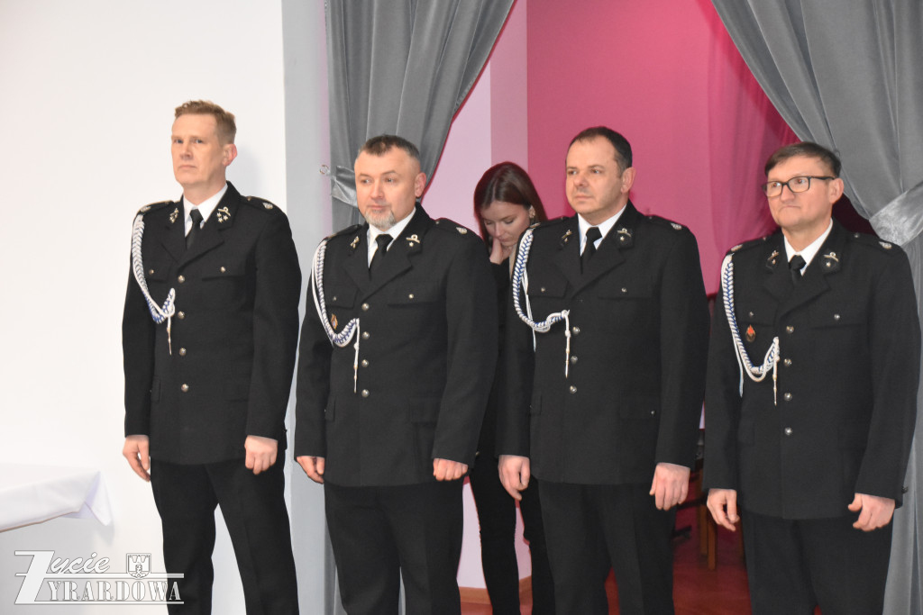 Radośnie witano nowe „dziecko” w strażackiej rodzinie