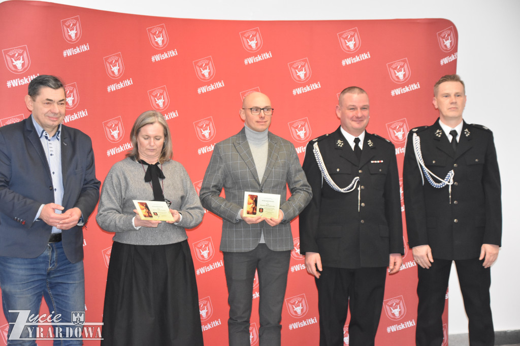 Radośnie witano nowe „dziecko” w strażackiej rodzinie