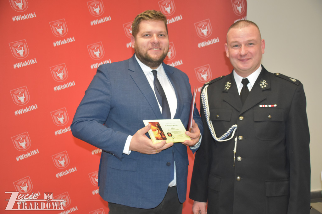 Radośnie witano nowe „dziecko” w strażackiej rodzinie