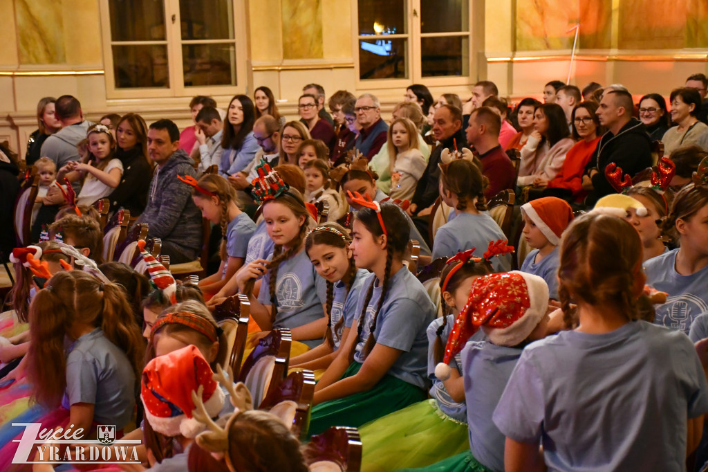 Kolędowanie z The Tonacją