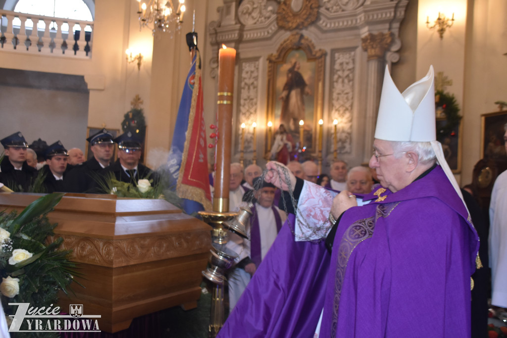 Księdza Waldemara pożegnało ponad tysiąc osób