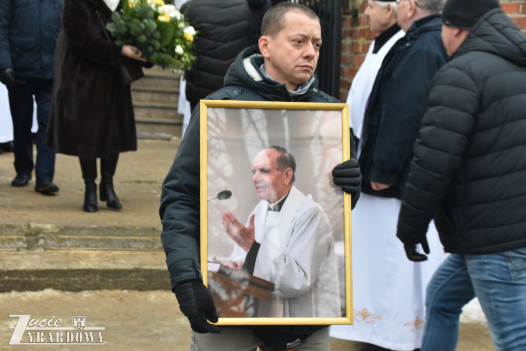 Księdza Waldemara pożegnało ponad tysiąc osób