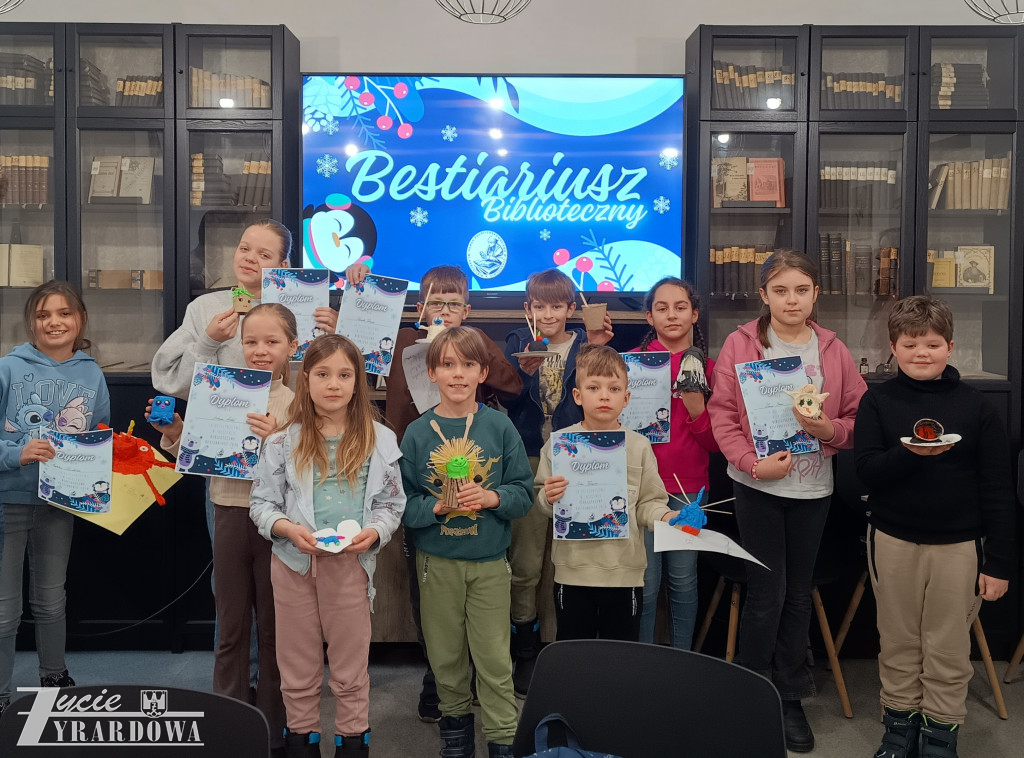 O bestiach i stworach w bibliotece