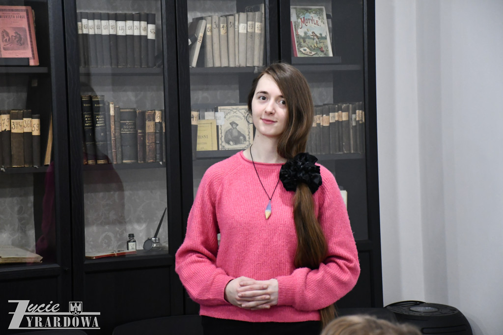 O bestiach i stworach w bibliotece