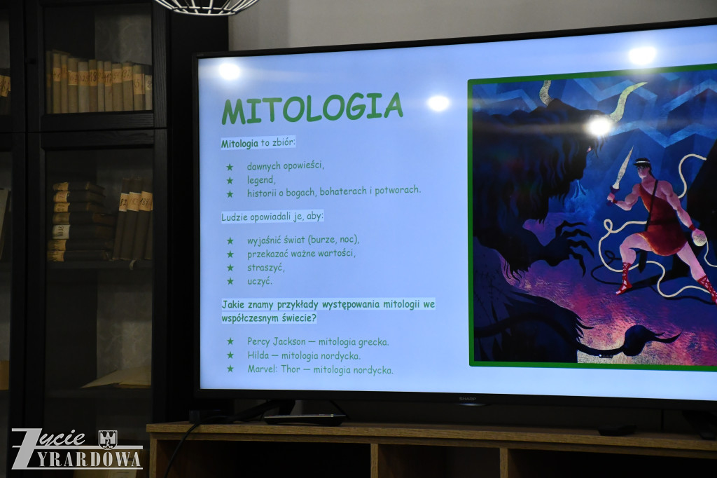 O bestiach i stworach w bibliotece