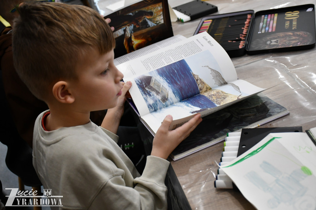 O bestiach i stworach w bibliotece