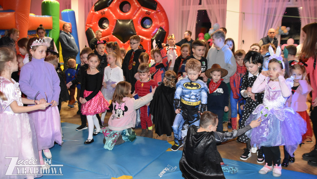Burmistrzowski bal nad bale - karnawałowa magia dla dzieci w Wiskitkach