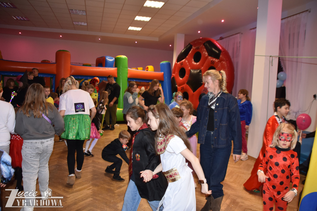 Burmistrzowski bal nad bale - karnawałowa magia dla dzieci w Wiskitkach