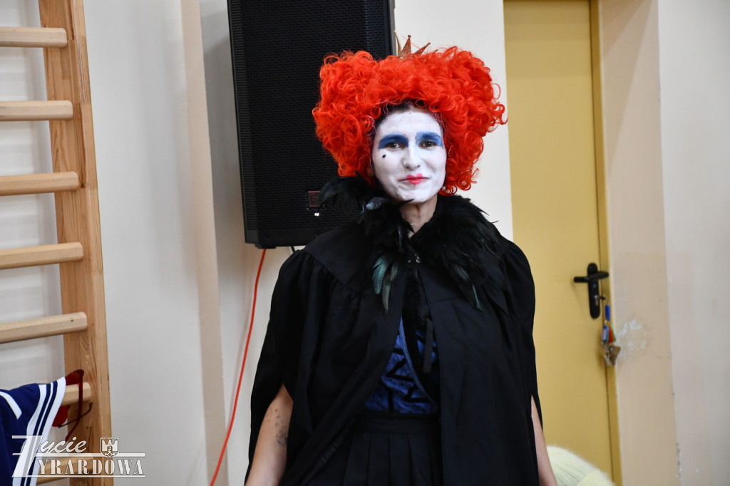 „Raz na romantiko” – bal karnawałowy w Czwórce