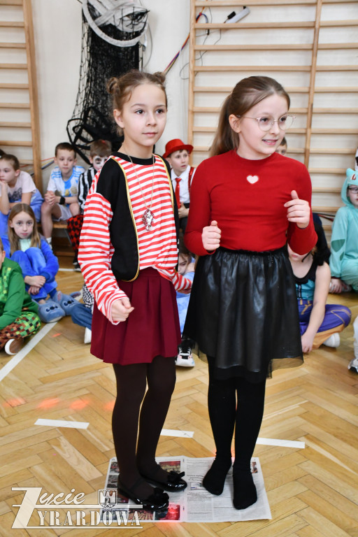 „Raz na romantiko” – bal karnawałowy w Czwórce