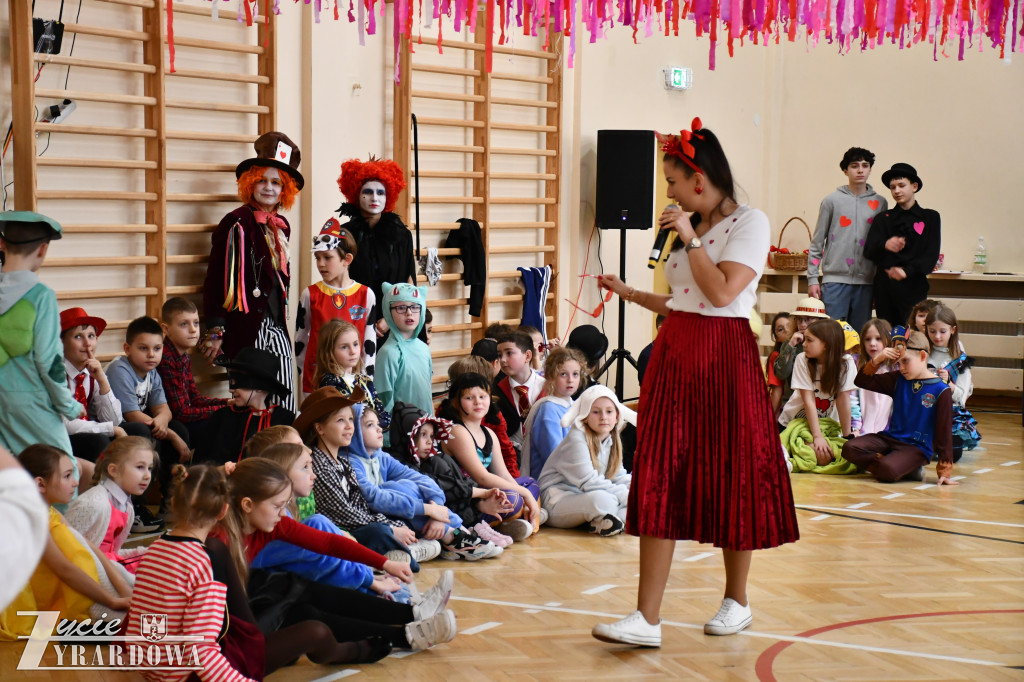 „Raz na romantiko” – bal karnawałowy w Czwórce