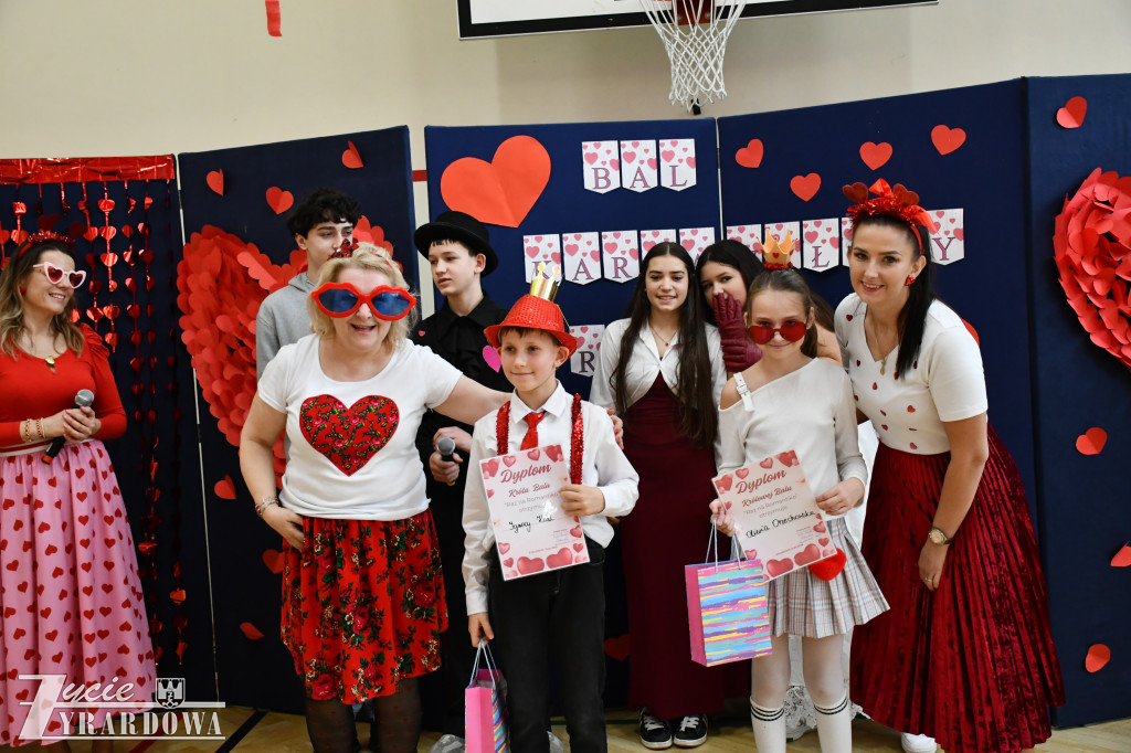 „Raz na romantiko” – bal karnawałowy w Czwórce