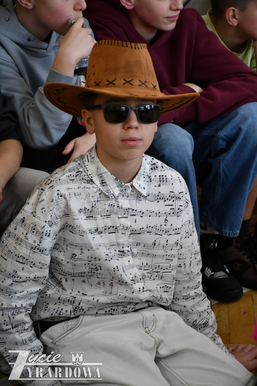 „Raz na romantiko” – bal karnawałowy w Czwórce