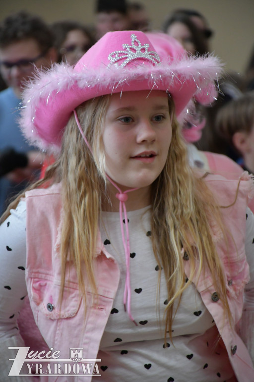 „Raz na romantiko” – bal karnawałowy w Czwórce