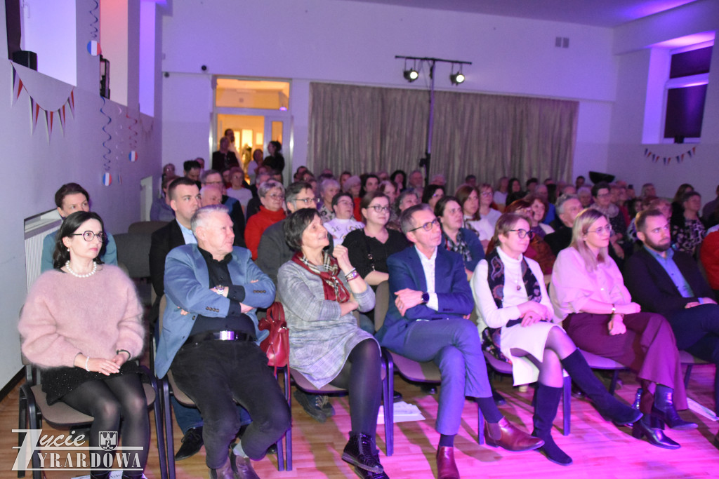 Jaktorów „Walentynki” w rytmie paryskich ulic