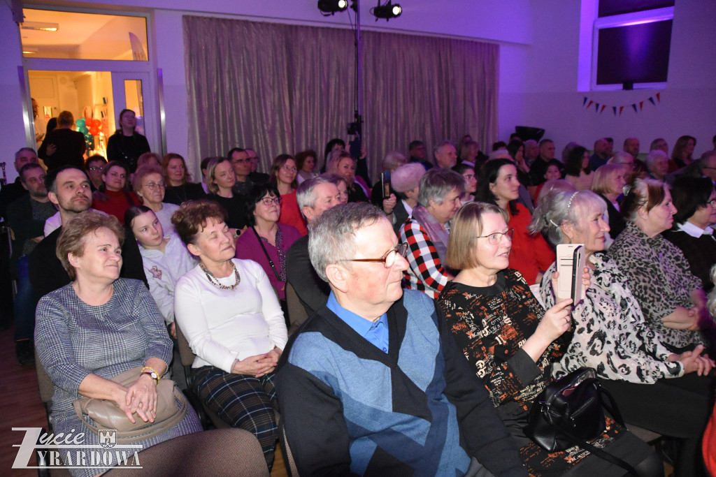 Jaktorów „Walentynki” w rytmie paryskich ulic