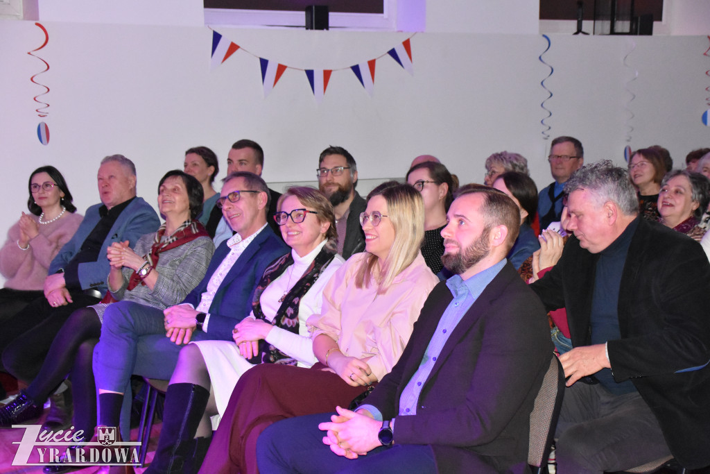 Jaktorów „Walentynki” w rytmie paryskich ulic