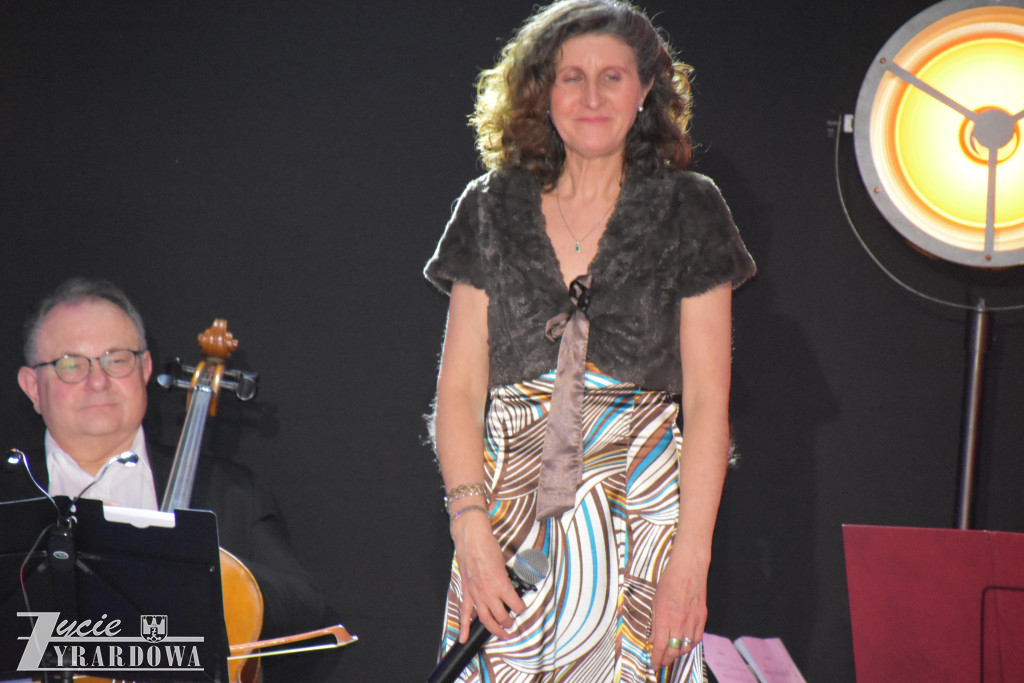 Jaktorów „Walentynki” w rytmie paryskich ulic