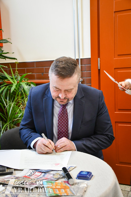 Między cegłami sprzed 130 lat