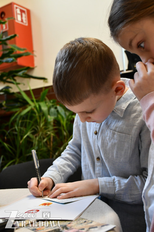 Między cegłami sprzed 130 lat