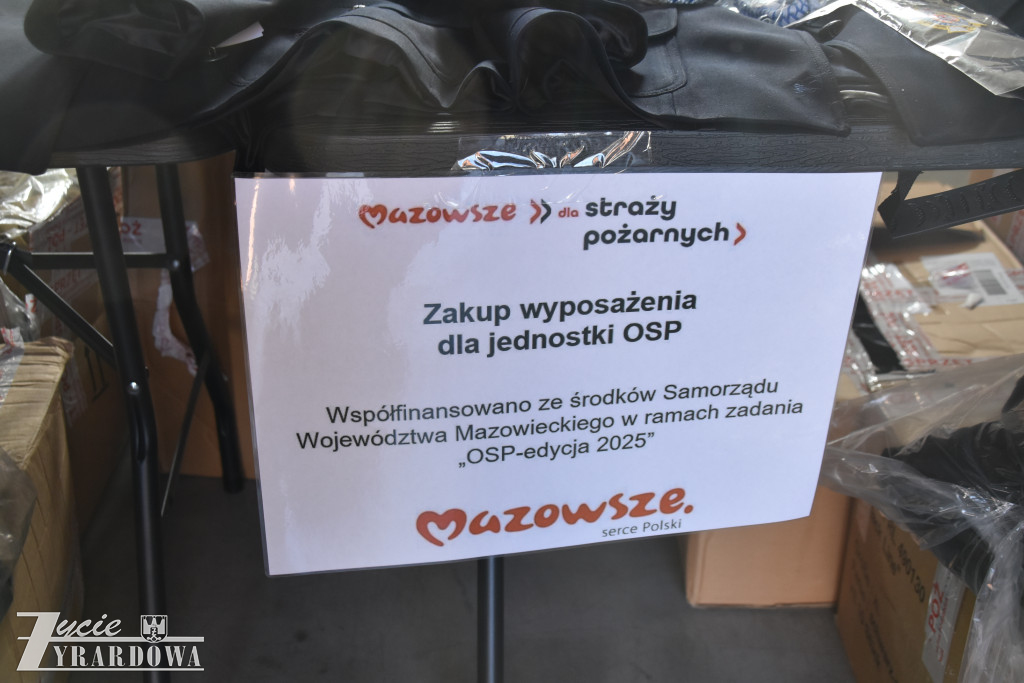 Strażacy otrzymali wyposażenie za 100 tysięcy złotych