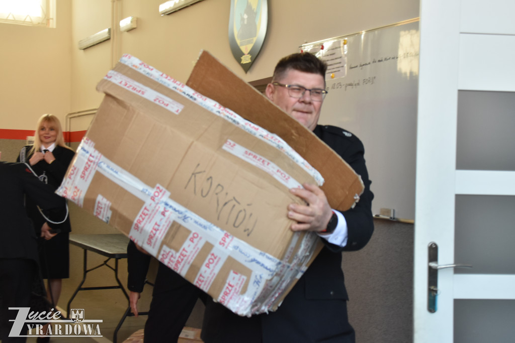 Strażacy otrzymali wyposażenie za 100 tysięcy złotych