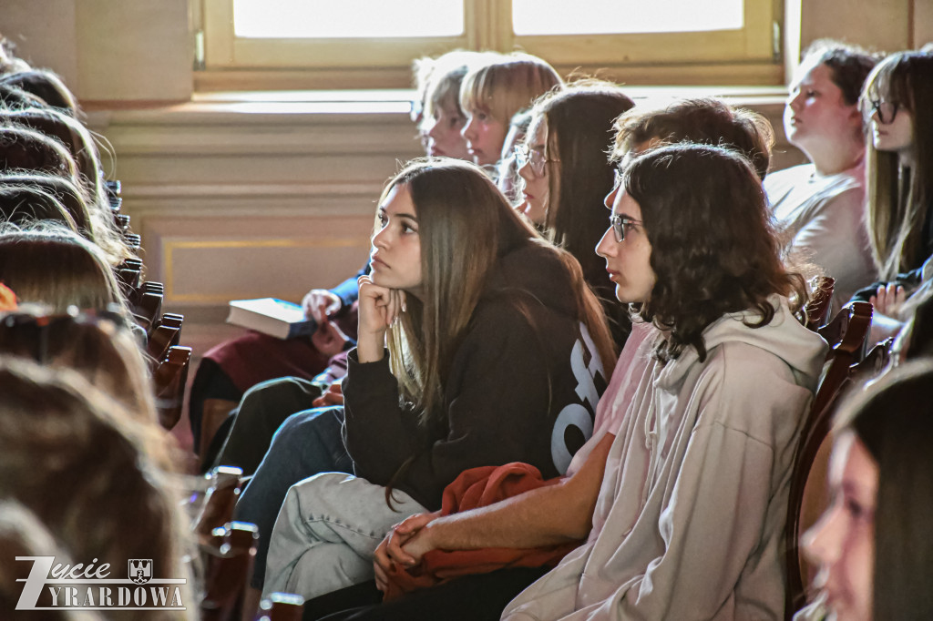 Z Anną Kamińską o uzależnieniach i Kotańskim