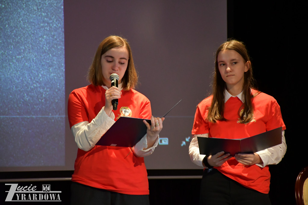 Z Anną Kamińską o uzależnieniach i Kotańskim