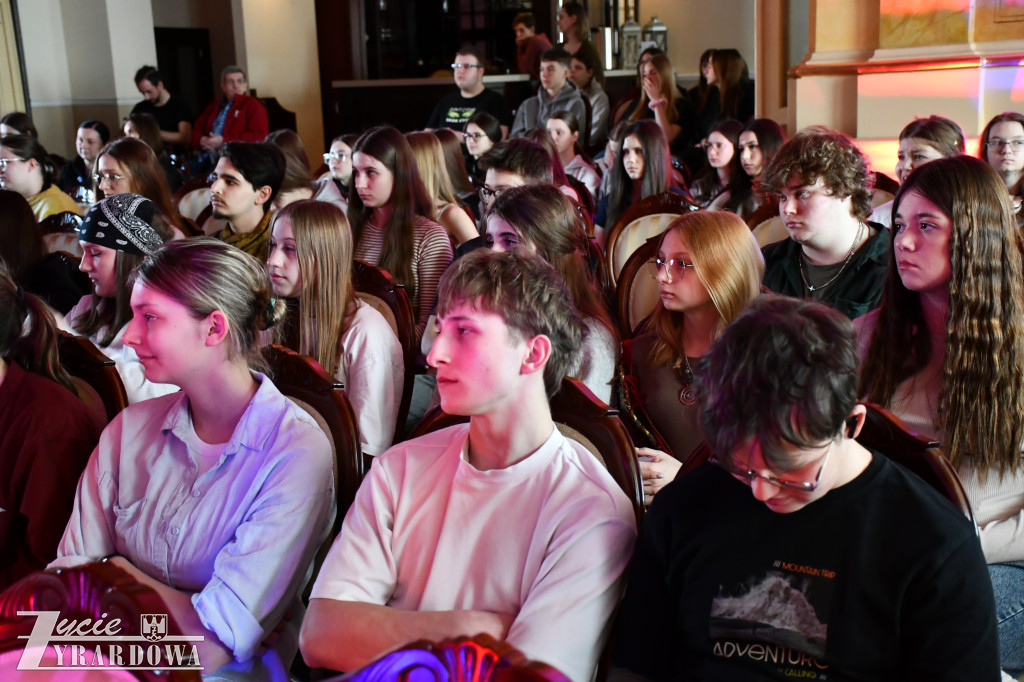 Z Anną Kamińską o uzależnieniach i Kotańskim