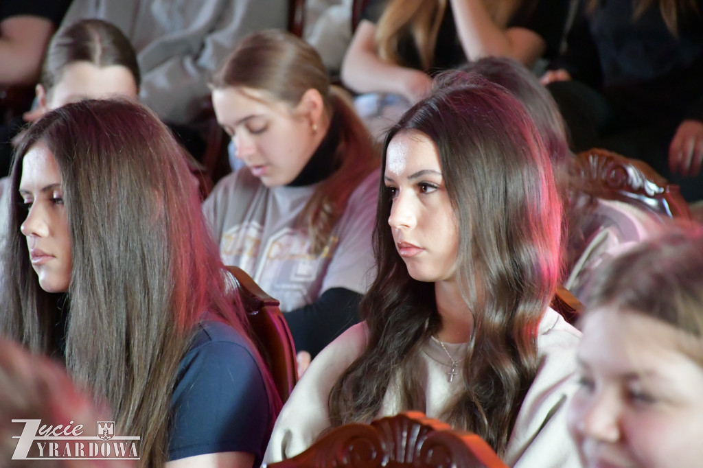 Z Anną Kamińską o uzależnieniach i Kotańskim