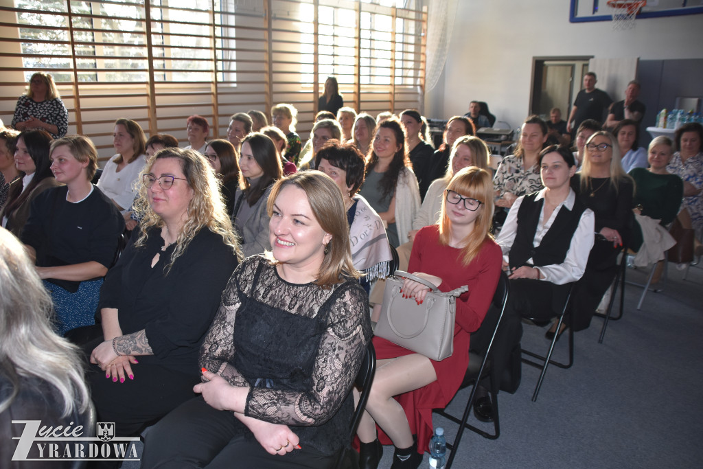 Piękny dzień z różami - pełen radości i gorących serc