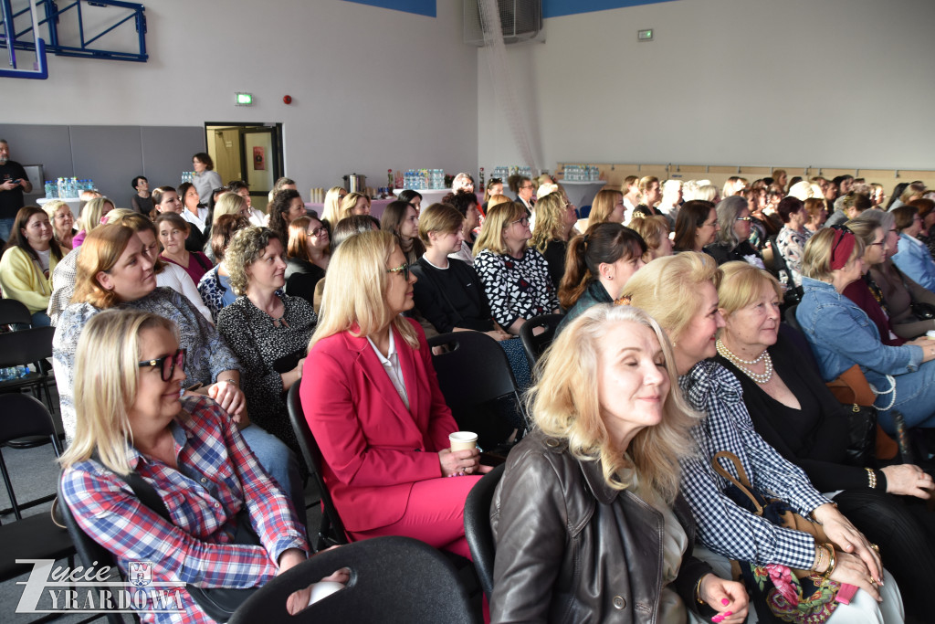 Piękny dzień z różami - pełen radości i gorących serc