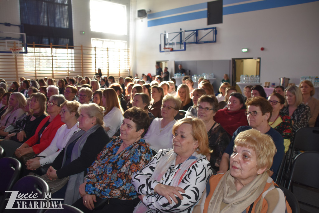 Piękny dzień z różami - pełen radości i gorących serc