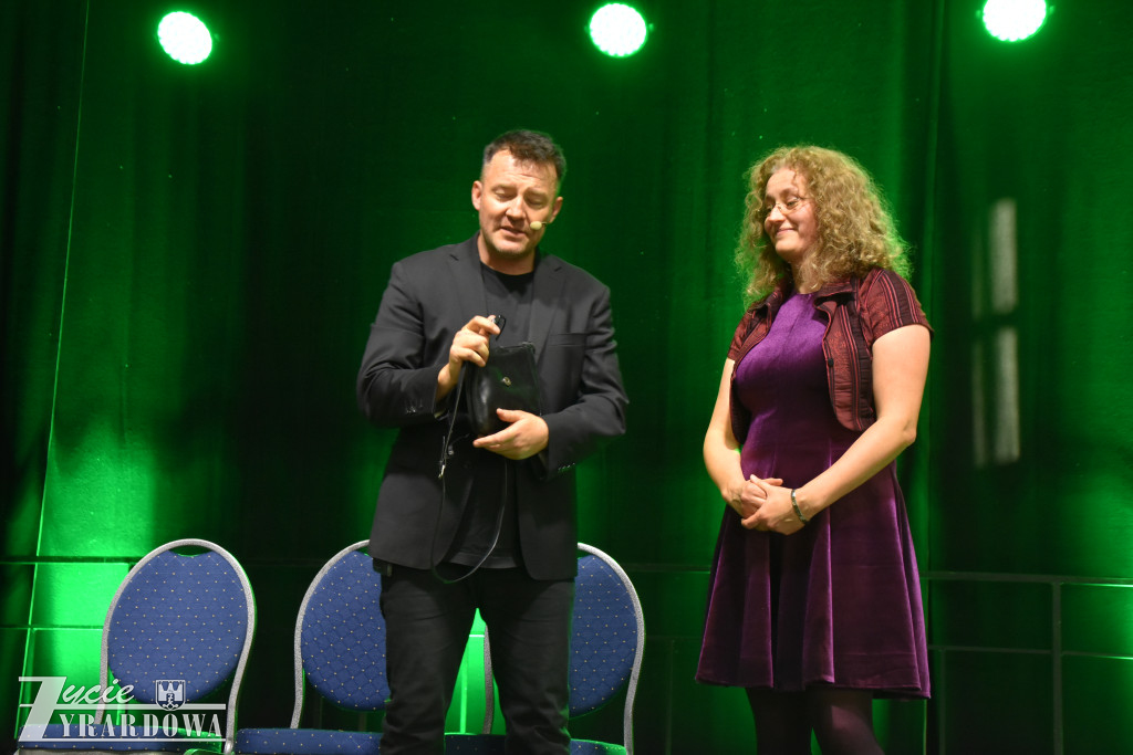 Piękny dzień z różami - pełen radości i gorących serc