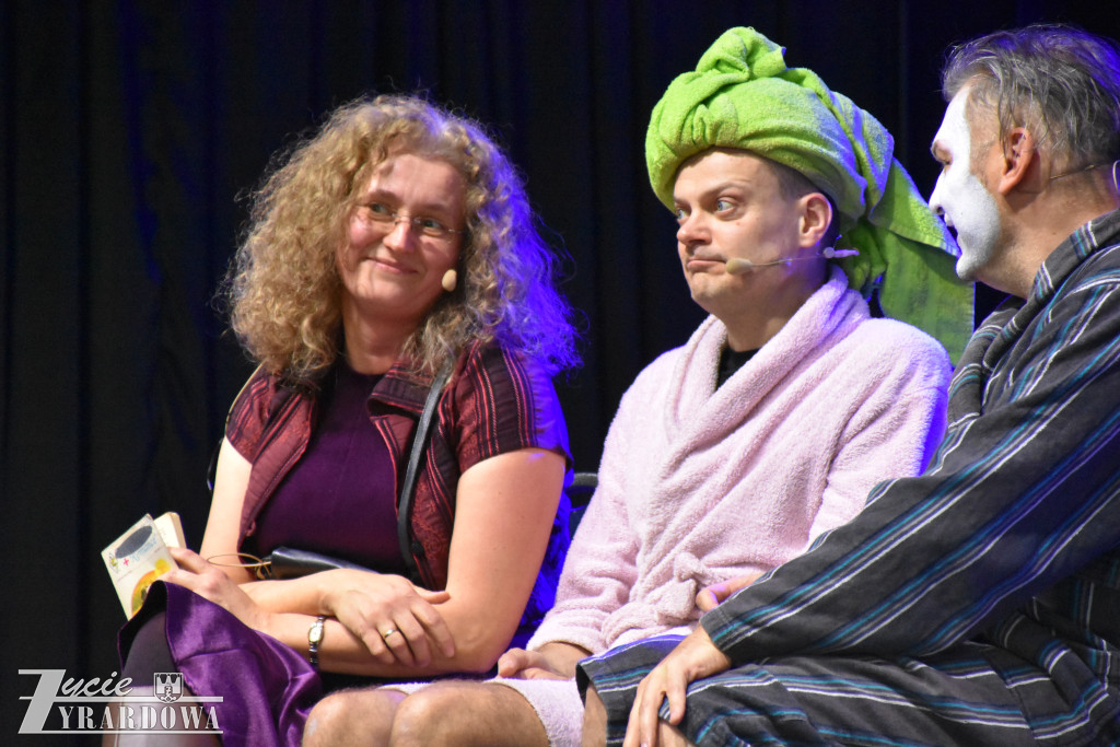 Piękny dzień z różami - pełen radości i gorących serc