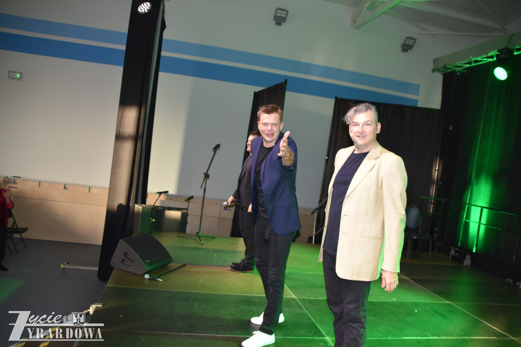 Piękny dzień z różami - pełen radości i gorących serc