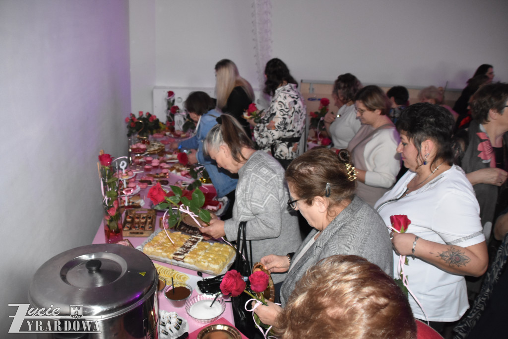 Piękny dzień z różami - pełen radości i gorących serc