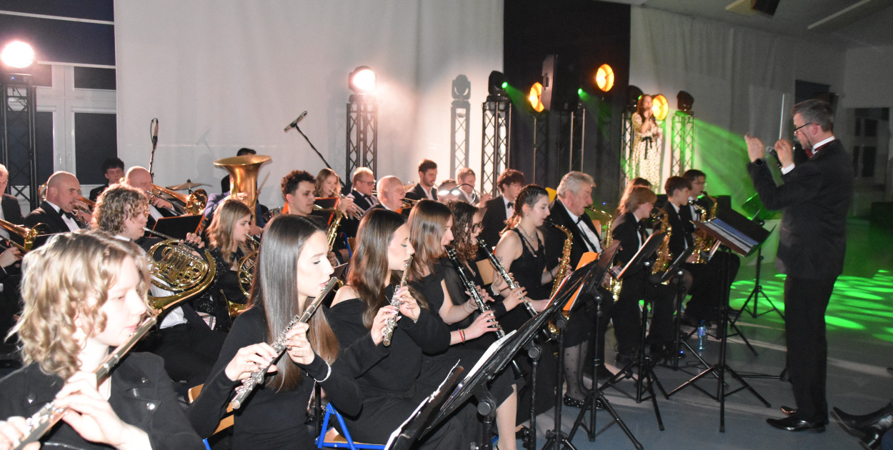 Muzyczny Dzień Kobiet w Międzyborowie