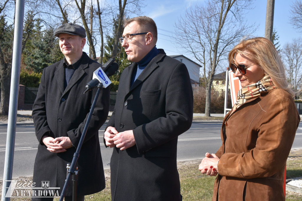 Konferencja PiS: Jak obniżyć cenę paliw?