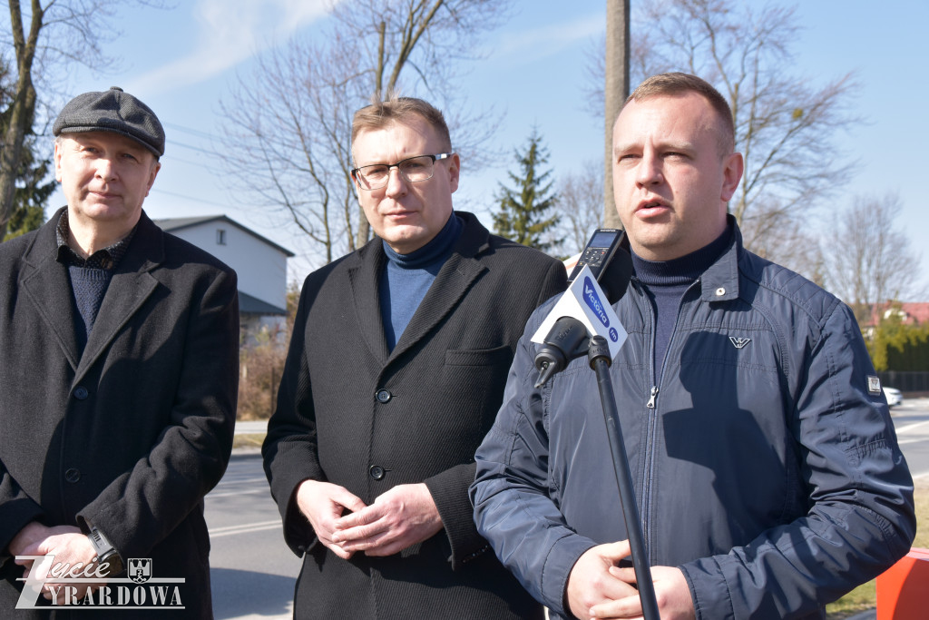 Konferencja PiS: Jak obniżyć cenę paliw?