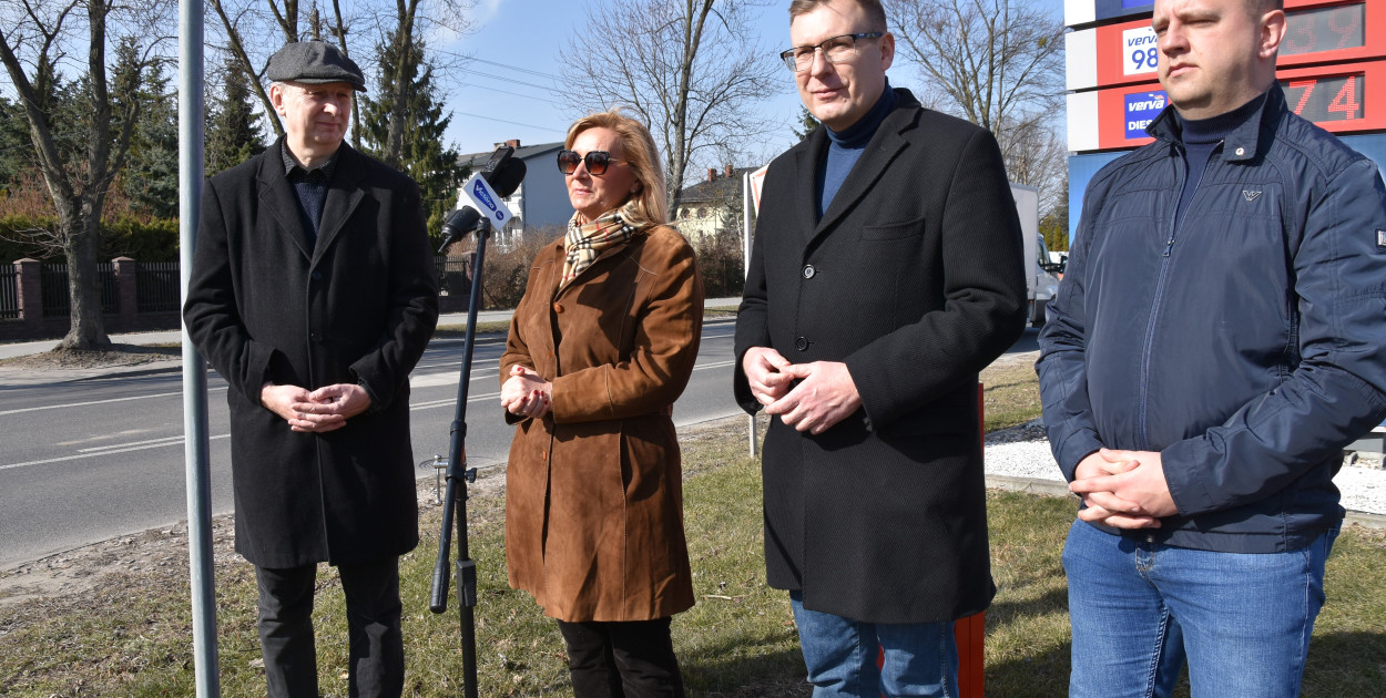 Konferencja PiS: Jak obniżyć cenę paliw?