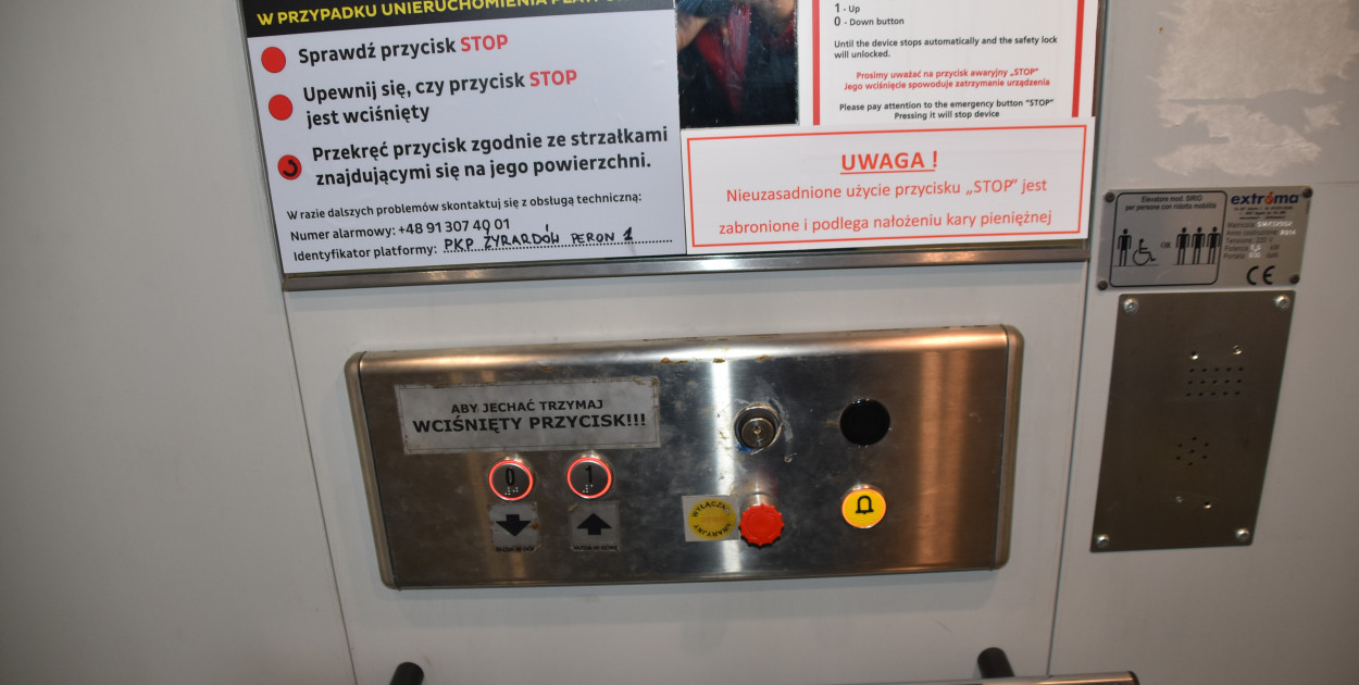 Stał się „cud” - działają windy na peronach w Żyrardowie